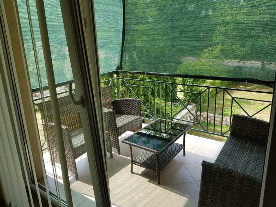 Sobe Emilija Hotel Veliko Gradiste Luaran gambar