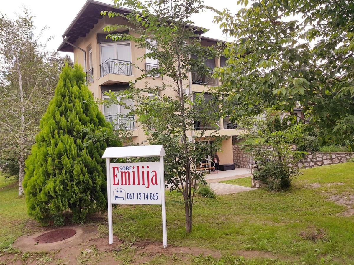Sobe Emilija Hotel Veliko Gradiste Luaran gambar
