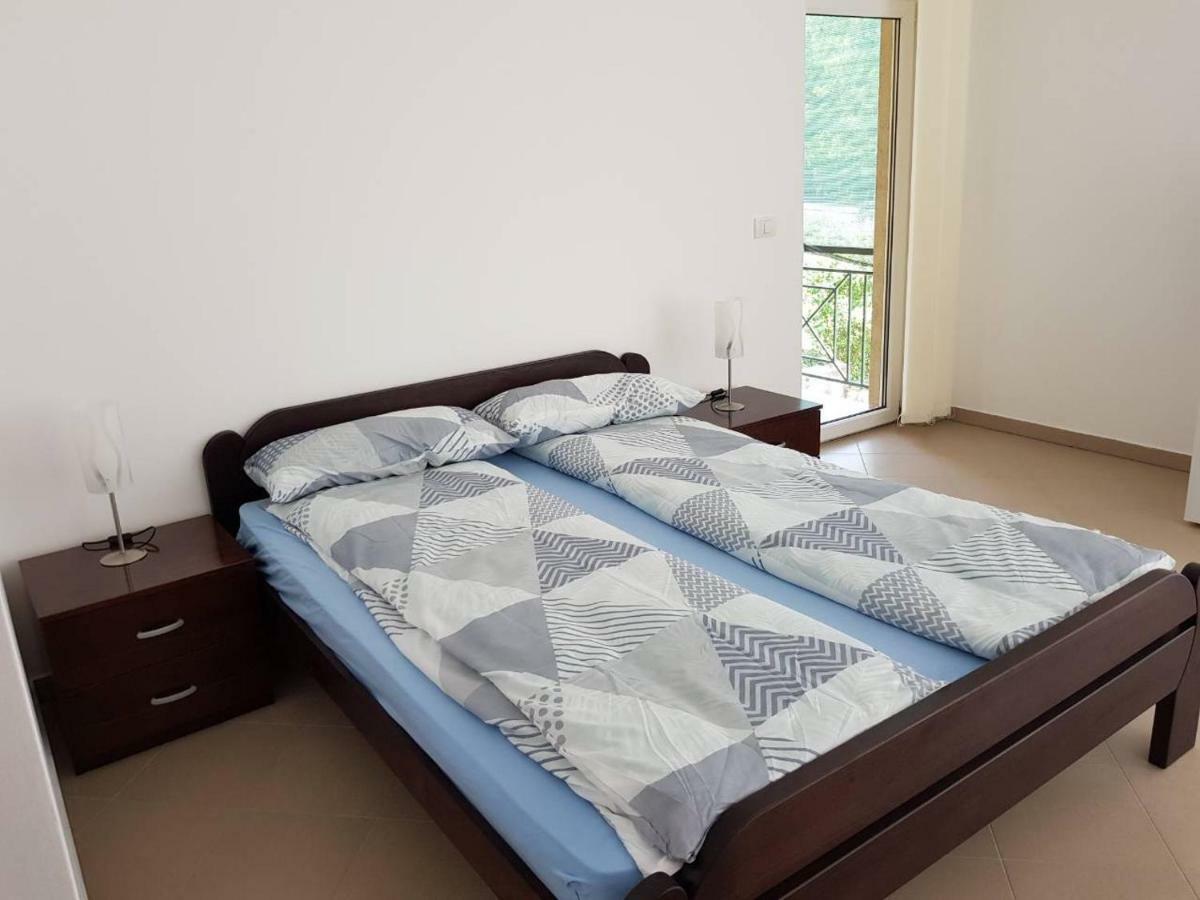 Sobe Emilija Hotel Veliko Gradiste Luaran gambar